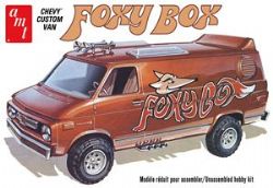 CHEVROLET -  1975 CHEVY CUSTOM VAN `FOXY BOX` 1/25